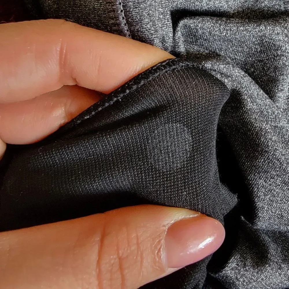 LULULEMON Energy Strappy Racerback Sports Bra Top in Heathered Black Gray Small
